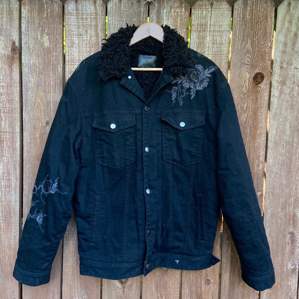 Guess Sherpa Lined Embroidered Floral Denim Jacket Size Medium